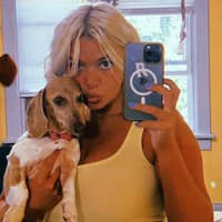 Sitter Profile Image: Claire F.