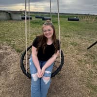 Sitter Profile Image: Kylie S.