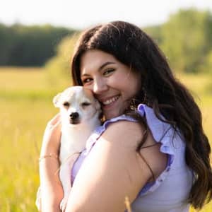 Sitter Profile Image: Ava D.