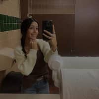 Sitter Profile Image: Diana P.