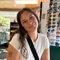 Sitter Profile Image: Lucy L.