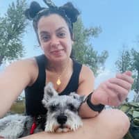 Sitter Profile Image: Hanna K.