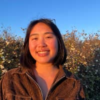 Sitter Profile Image: Belinda Y.