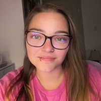 Sitter Profile Image: Amanda C.