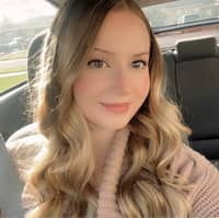 Sitter Profile Image: Gillian C.