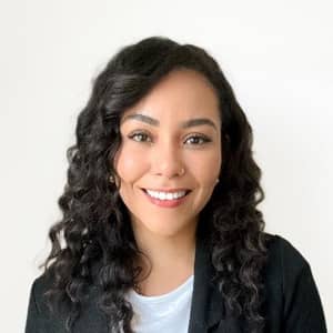 Sitter Profile Image: Carolina R.