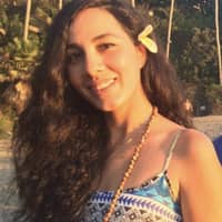 Sitter Profile Image: romina m.