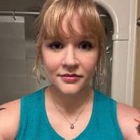 Sitter Profile Image: kira l.