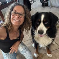 Sitter Profile Image: Laura S.