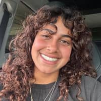 Sitter Profile Image: Nina Y.