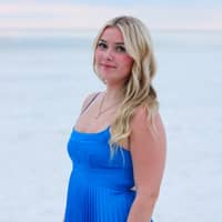 Sitter Profile Image: Ava R.