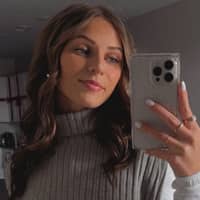 Sitter Profile Image: Sydney R.