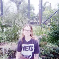 Sitter Profile Image: Mackenzie H.