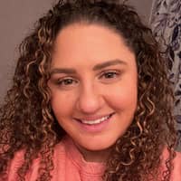 Sitter Profile Image: Nicolette C.