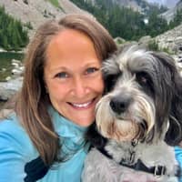 Sitter Profile Image: Lisa M.