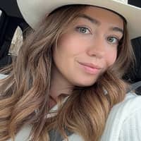 Sitter Profile Image: Sarah H.