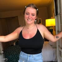 Sitter Profile Image: Maddy L.