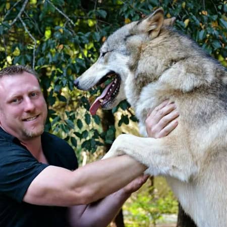 Sitter Profile Image: Richard & Kelly V.