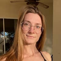 Sitter Profile Image: Erin R.