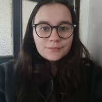 Photo de profil du pet sitter : Lilie s.