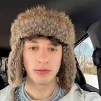 Sitter Profile Image: Anton Z.