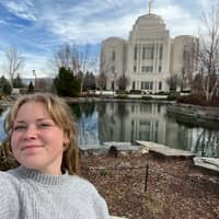 Sitter Profile Image: Faith H.