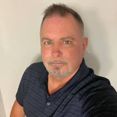 Sitter Profile Image: Tom V.
