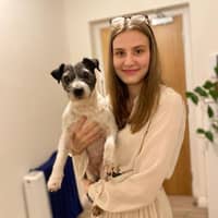 Sitter Profile Image: Veronika K.