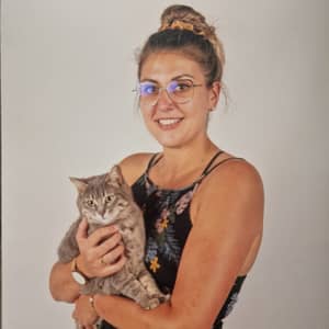 Sitter Profile Image: Anaïs K.