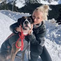 Sitter Profile Image: Julia G.