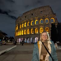 Sitter Profile Image: Lucinda J.