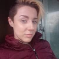 Sitter Profile Image: Laura C.