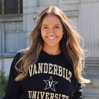 Sitter Profile Image: Lexi M.