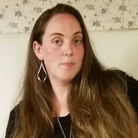 Sitter Profile Image: April J.