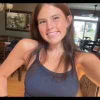 Sitter Profile Image: Madalynn A.