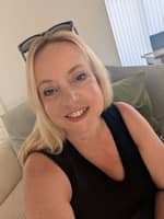 Sitter Profile Image: Yvonne B.