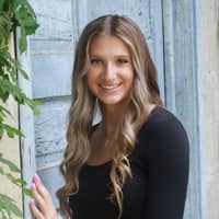 Sitter Profile Image: Lillian M.