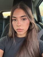 Sitter Profile Image: Victoria d.