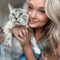 Sitter Profile Image: Taylor S.