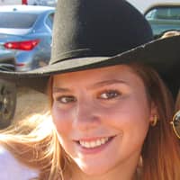 Sitter Profile Image: Elissa M.