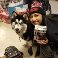 Sitter Profile Image: Daryan R.