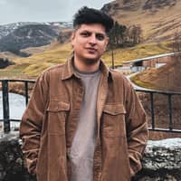 Sitter Profile Image: Vickhal G.