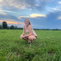 Sitter Profile Image: Alexis D.