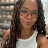 Sitter Profile Image: Alana R.