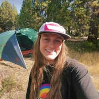 Sitter Profile Image: Hannah W.