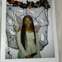 Sitter Profile Image: Kayla P.