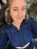 Sitter Profile Image: Hester D.