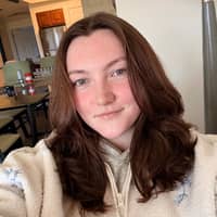 Sitter Profile Image: Alexis H.