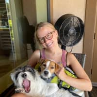 Sitter Profile Image: Emily S.