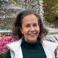 Sitter Profile Image: Barbara L.